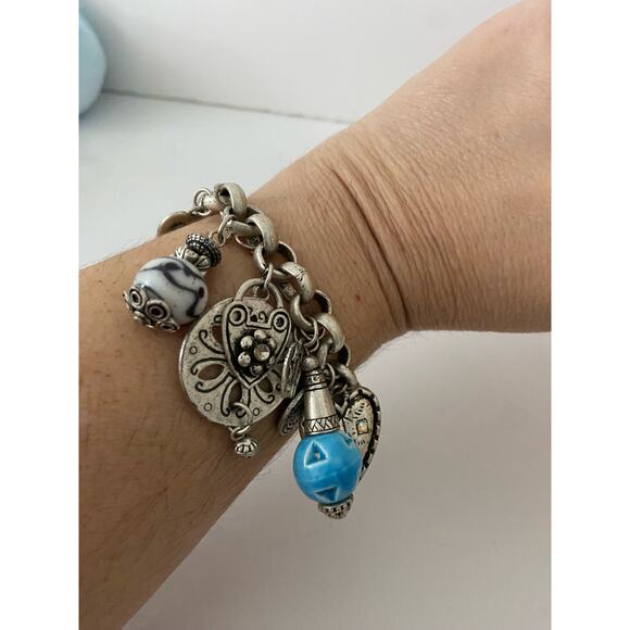 Vintage Jewelry - Silver tone vintage heart Charm Bracelet